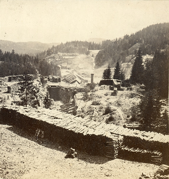 Gruvetråkka sett fra Mellomgruvene. Fotograf Gercke 1860-årene.